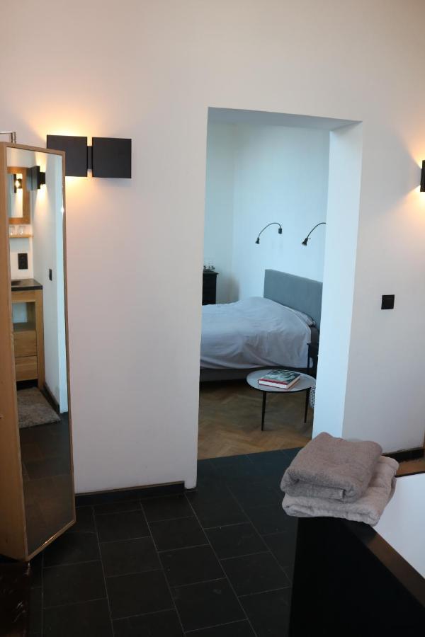 Peter House Bed and Breakfast Nijvel Buitenkant foto